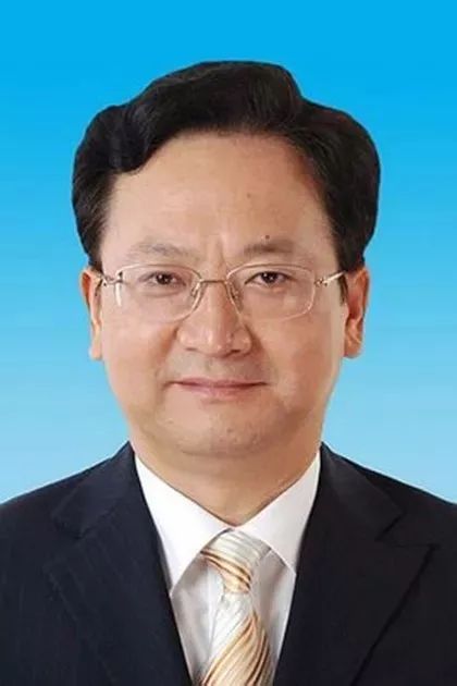 巴村镇人事新布局，推动地方发展的力量重塑